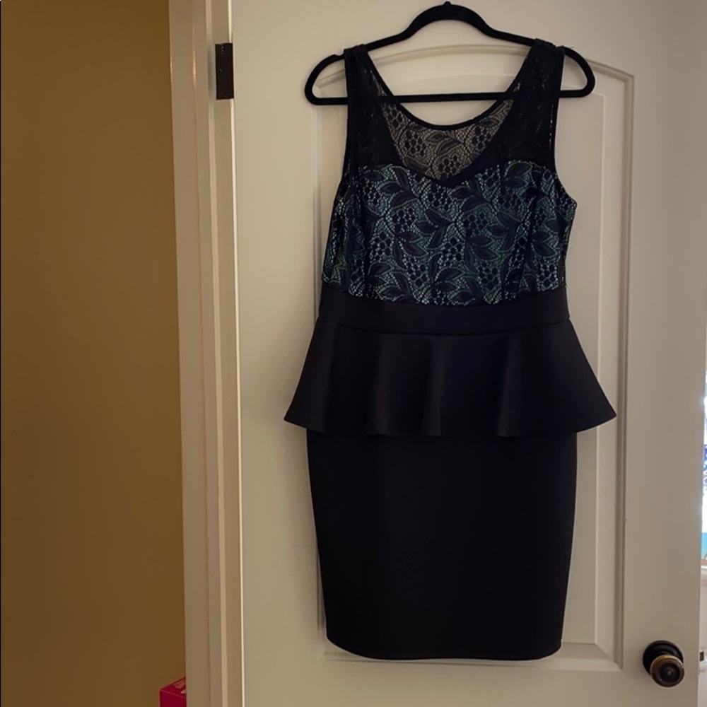 Lace Dress- Fashion to Figure Dress